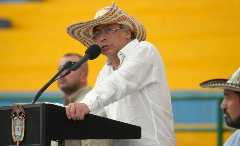 Presidente Petro pide al mundo declarar terroristas a la Junta del Narcotráfico y a grupos de ‘Iván Mordisco’, Segunda Marquetalia y Clan del Golfo